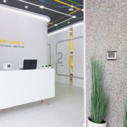 en Oviedo implantes dentales